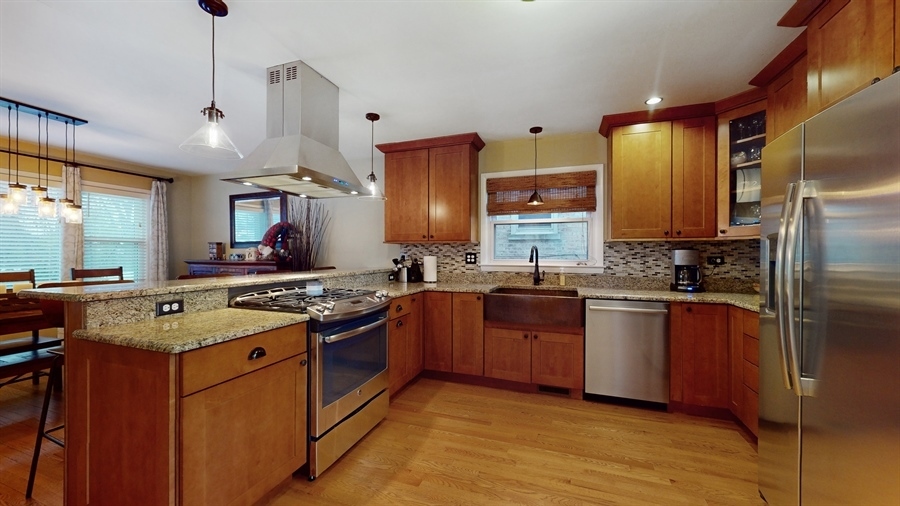 210 North Seminary Avenue Park Ridge, IL 60068 - Photo 10 of 40