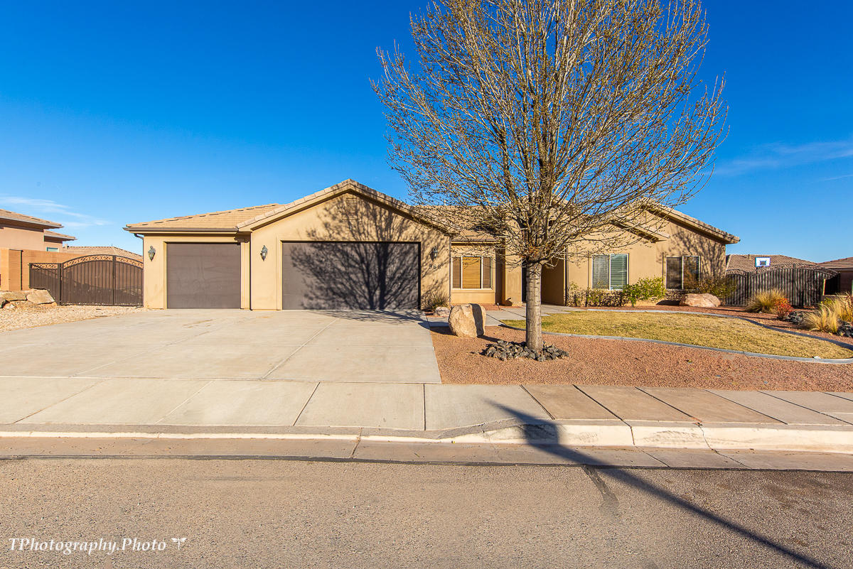 968 North 1900th Street East St. George, UT 84770 - Photo 1 of 1 968 N 1900 E-2