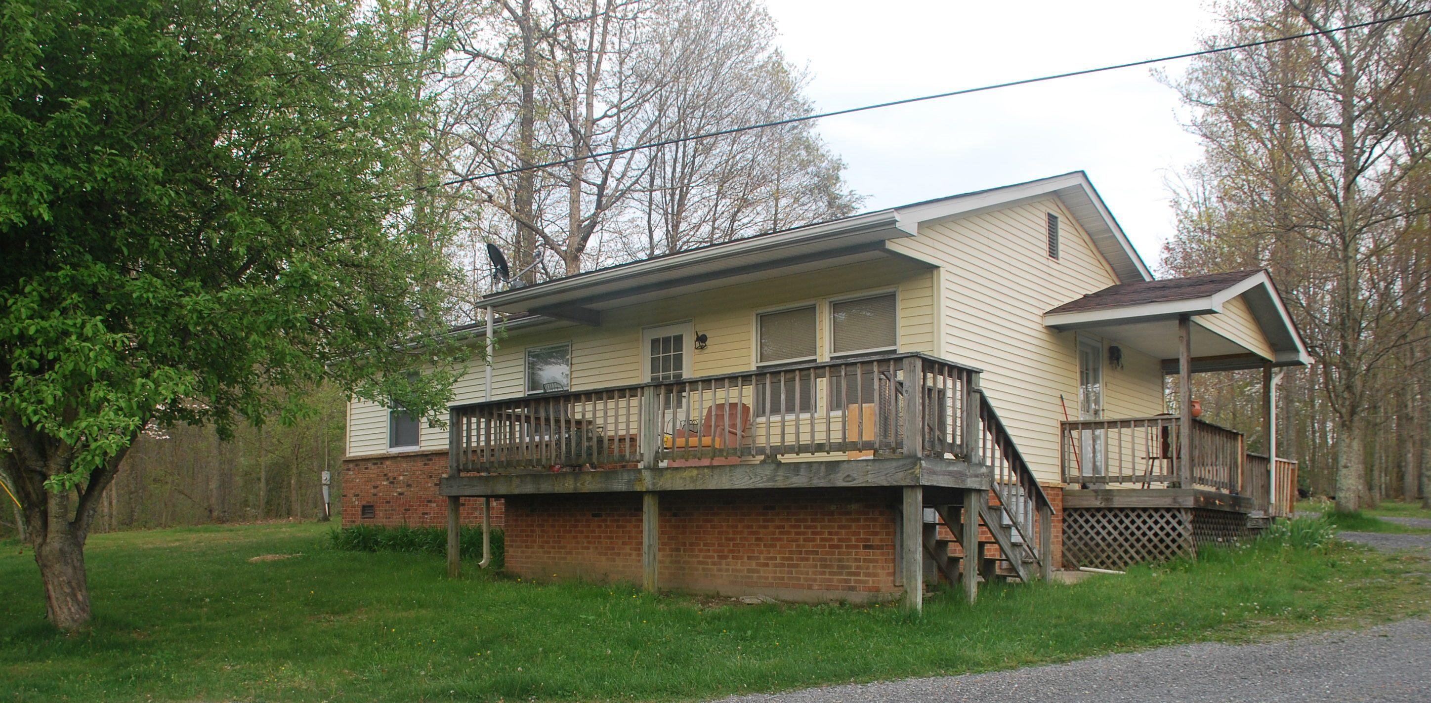 1311 Henson Road Crawley, WV 24931 - Photo 1 of 25 Gallery Image 1