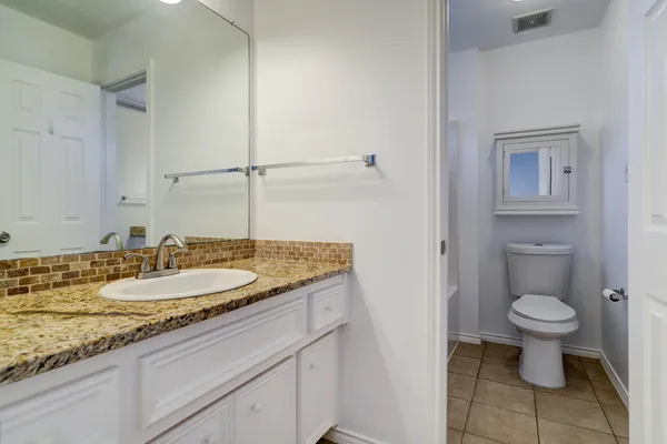 $2,195 | 1702 Redwing Cove Drive, Houston, TX 77009