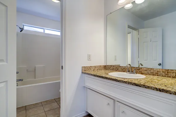 $2,195 | 1702 Redwing Cove Drive, Houston, TX 77009
