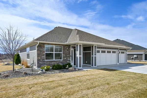 $674,900 | 220 2nd Street Southeast, St. Michael, MN 55376