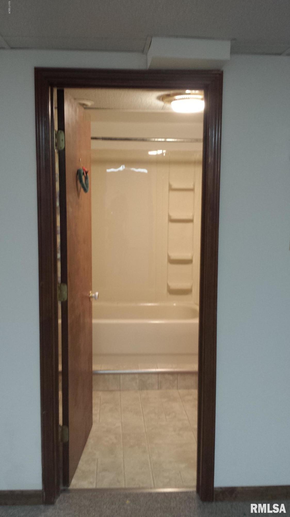 1231 West No Name Road Carbondale, IL 62902 - Photo 27 of 37 Gallery Image 27