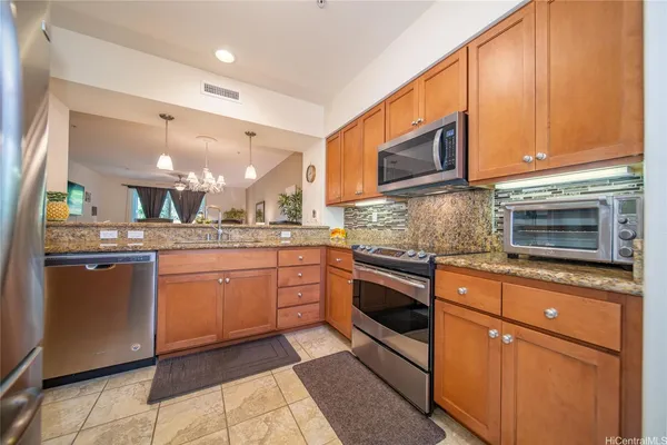 $5,100 | 18 Upena Lane, Unit E102, Kihei, HI 96753