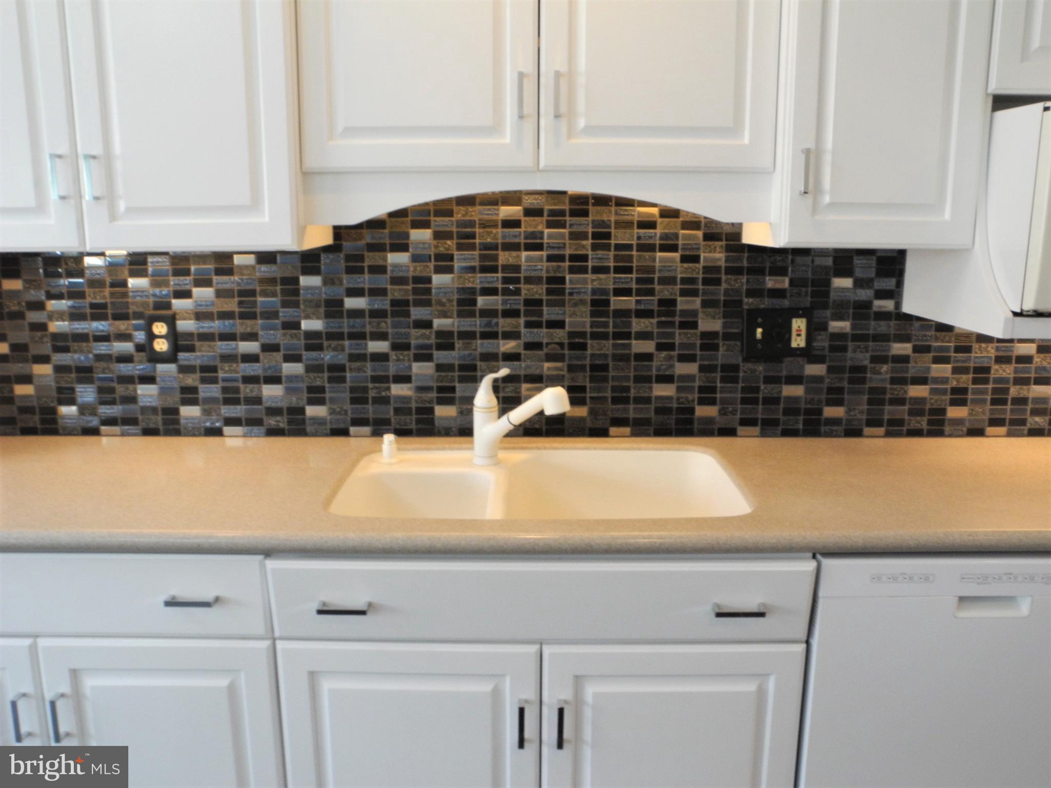 22 Sycamore Way Hamilton, NJ 08690 - Photo 21 of 44 Kitchen