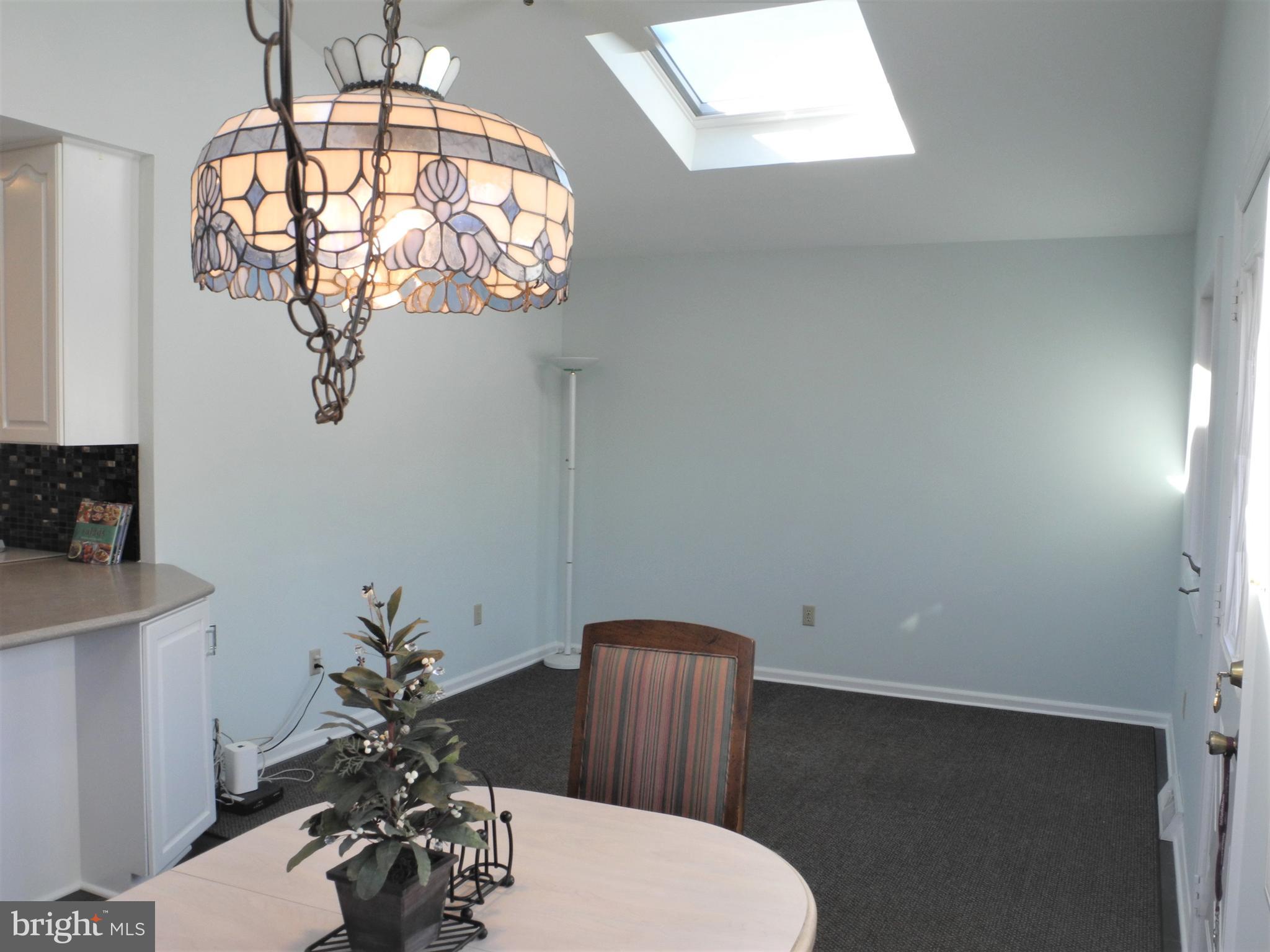 22 Sycamore Way Hamilton, NJ 08690 - Photo 24 of 44 Kitchen's Breakfast Area