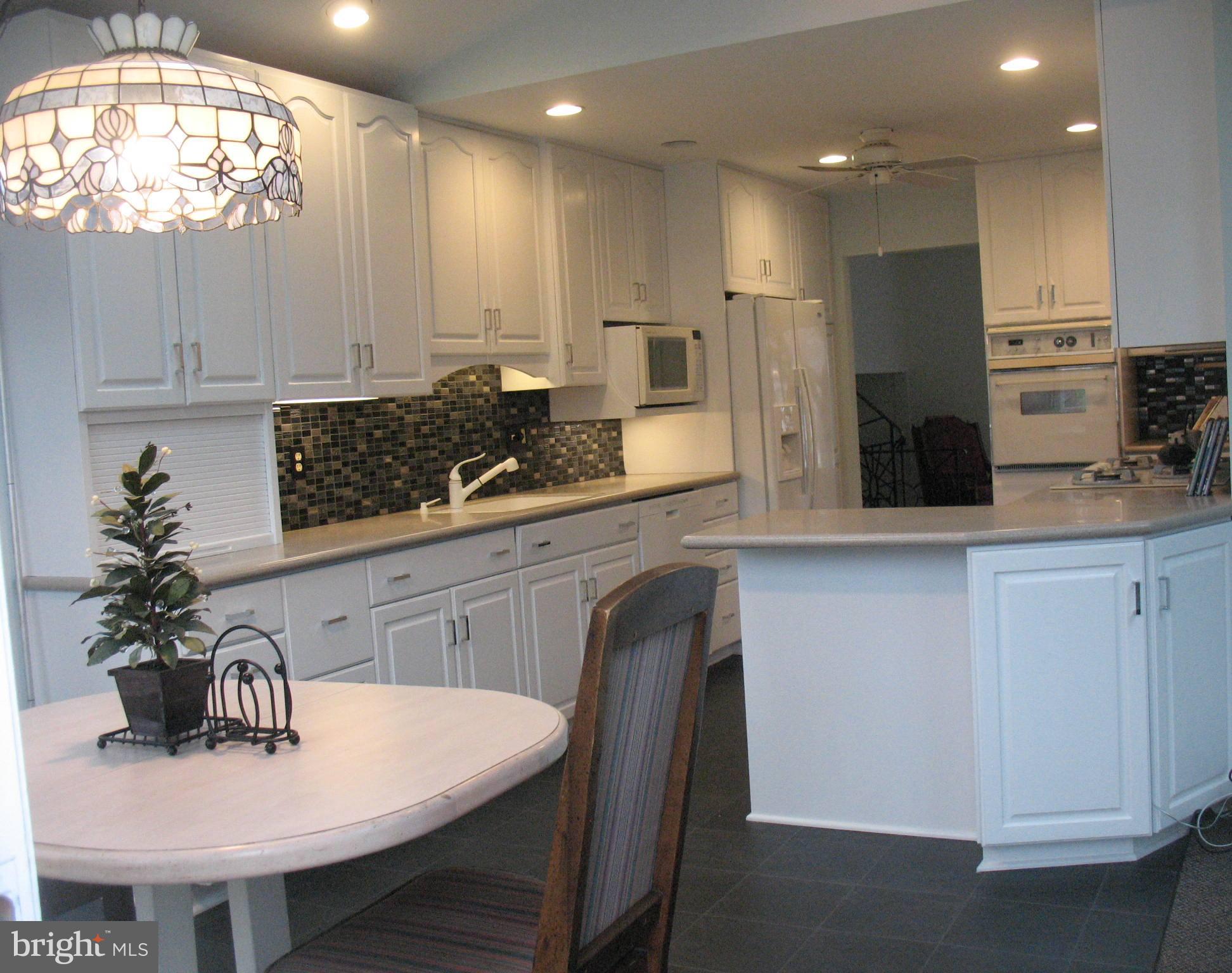 22 Sycamore Way Hamilton, NJ 08690 - Photo 29 of 44 Kitchen