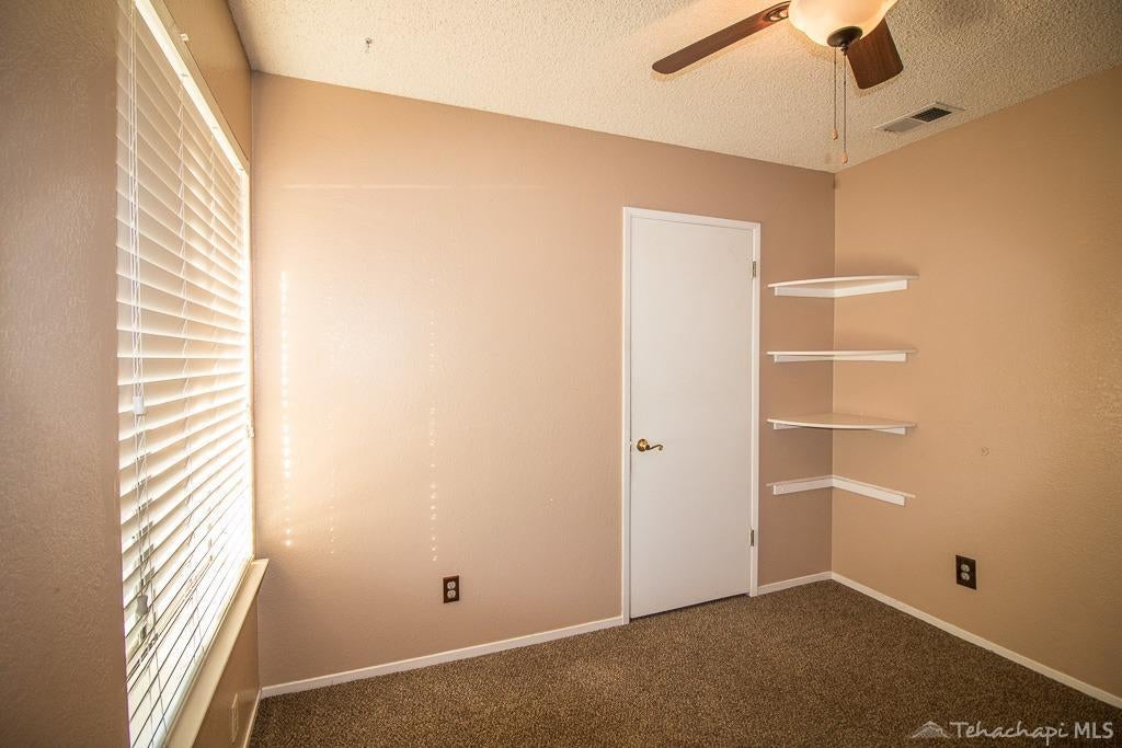 30070 North Lower Valley Road Tehachapi, CA 93561 - Photo 29 of 51 Gallery Image 29