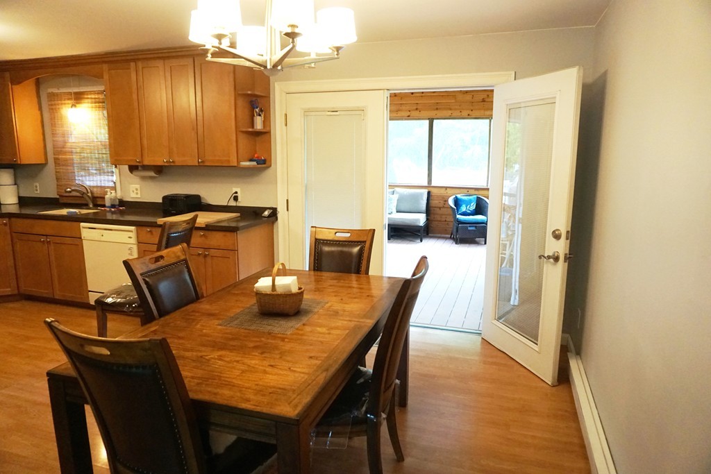 88 Laurel Road Wilbraham, MA 01095 - Photo 4 of 25 Gallery Image 4