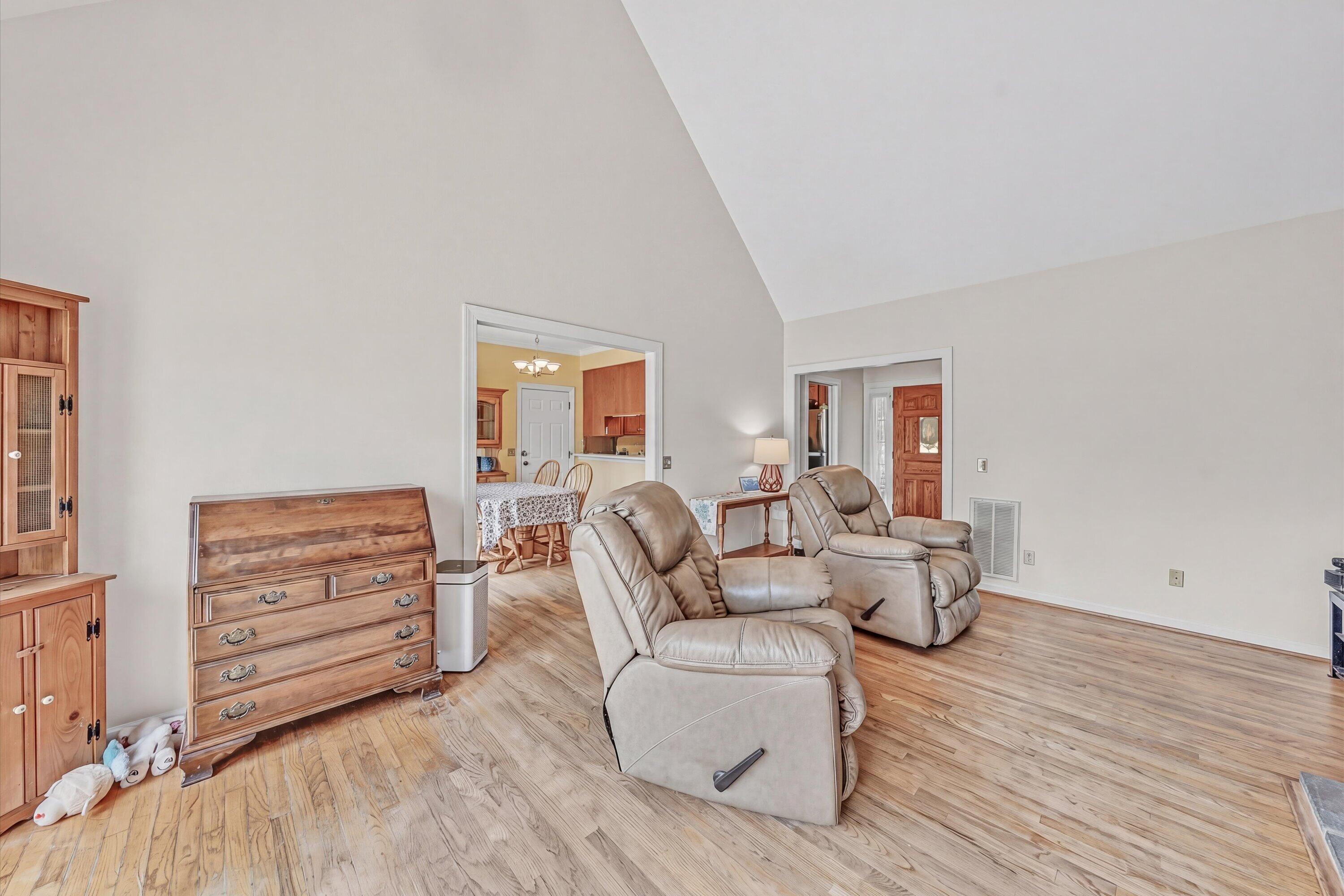 1285 Echo Hills Road Elliston, VA 24087 - Photo 14 of 47 12-1-DSC00361