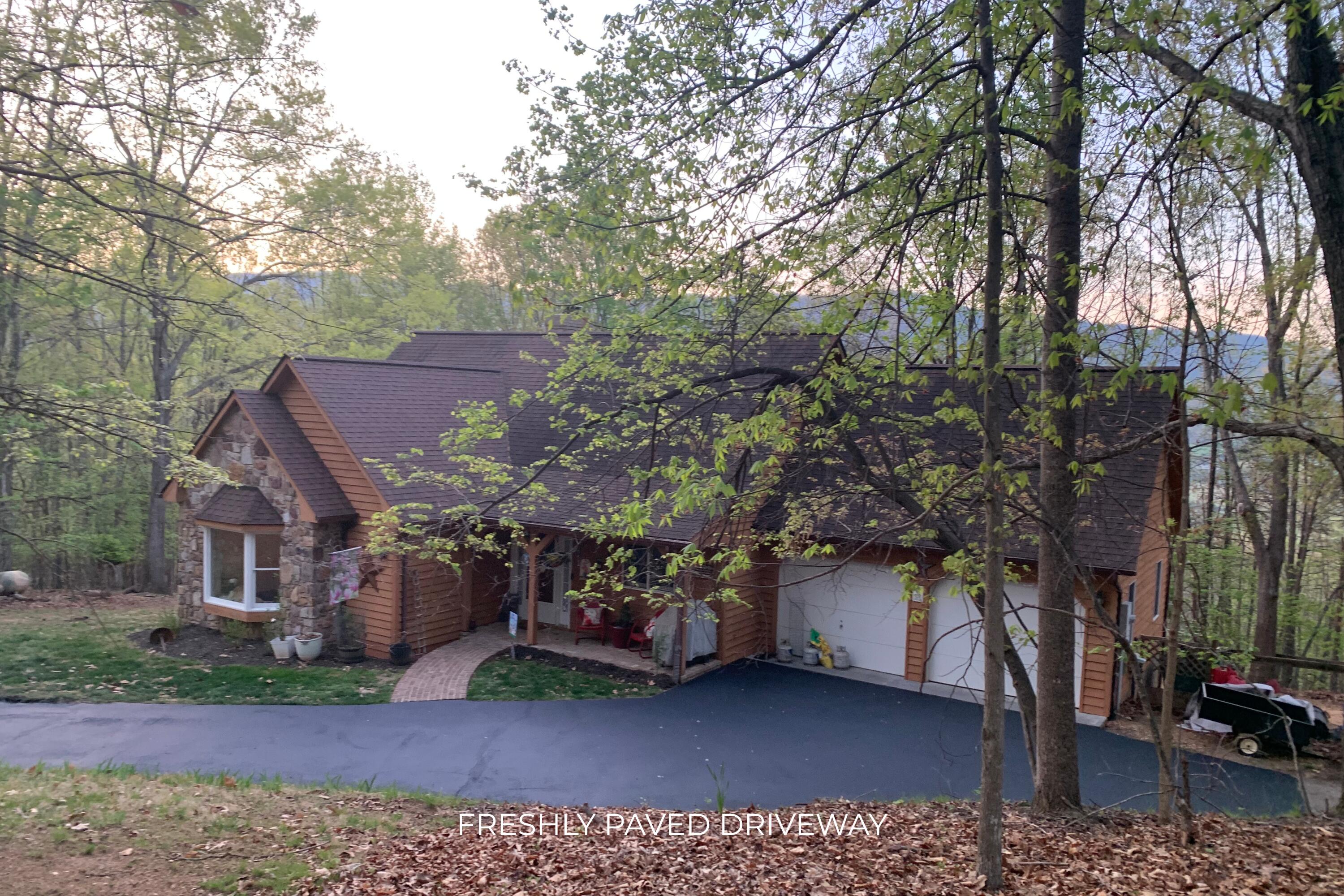 1285 Echo Hills Road Elliston, VA 24087 - Photo 4 of 47 1285EchoHills_Driveway2