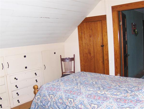 291 Palmer Road Ware, MA 01082 - Photo 17 of 30
