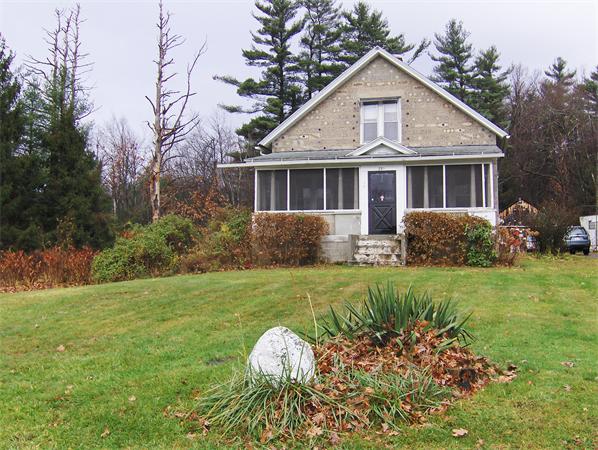 291 Palmer Road Ware, MA 01082 - Photo 2 of 30
