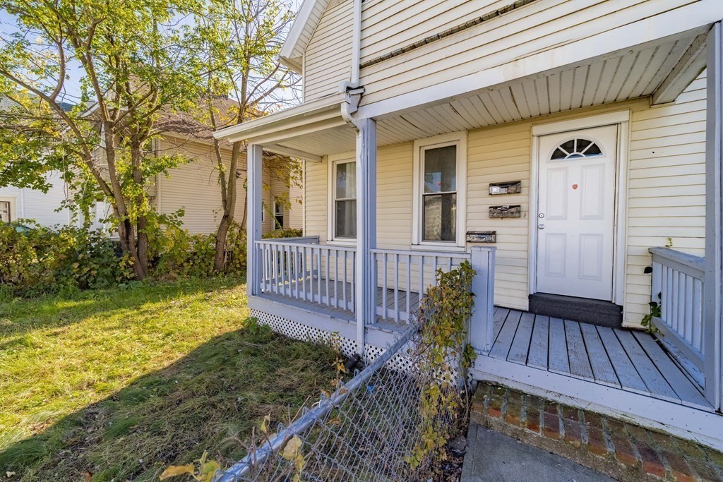 640 Main Street West Springfield, MA 01089 - Photo 3 of 18 Gallery Image 3