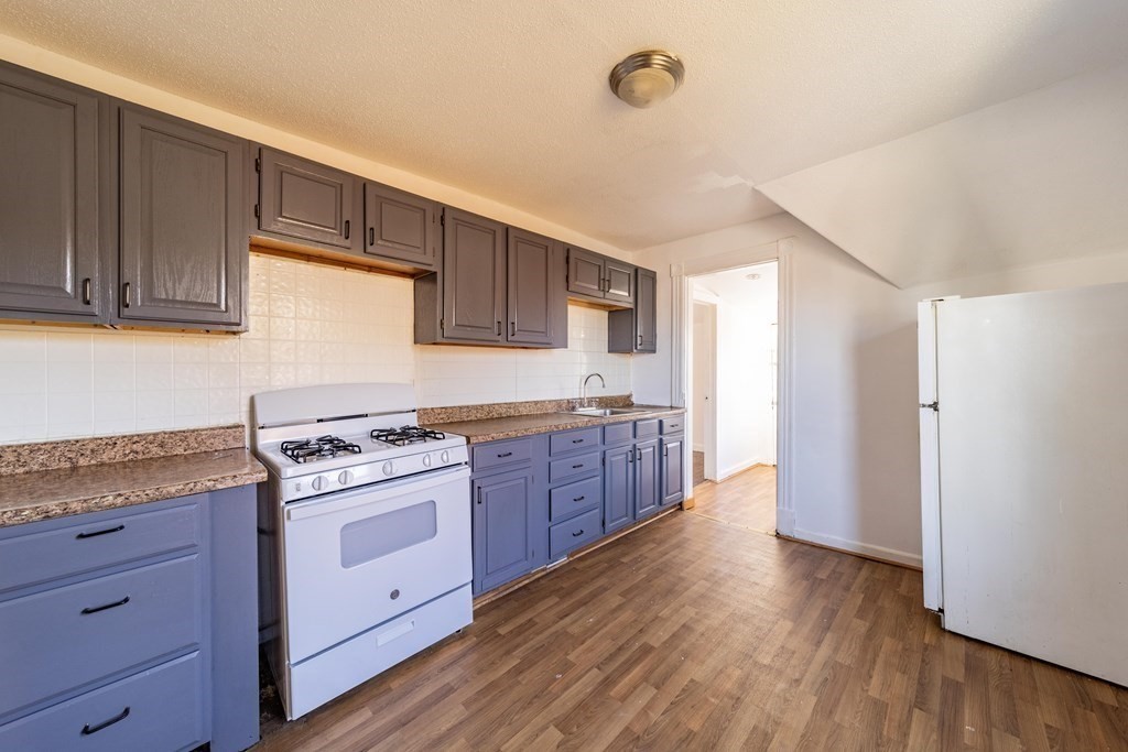 640 Main Street West Springfield, MA 01089 - Photo 10 of 18 Gallery Image 10