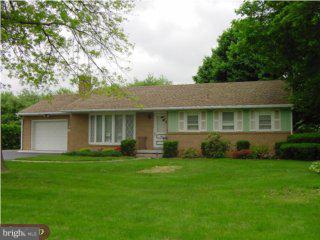 332 Snyder Road Reading, PA 19605 - Photo 1 of 3 Gallery Image 1