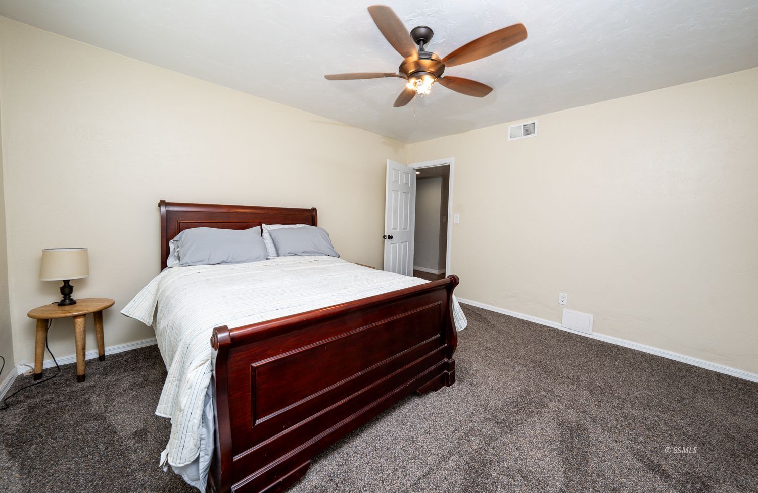 1252 Wayne Street Ridgecrest, CA 93555 - Photo 33 of 44 Gallery Image 33