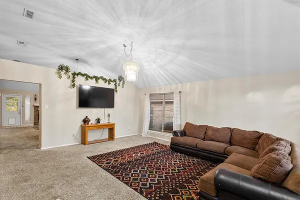 $315,000 | 8729 Sabinas Trail, Fort Worth, TX 76118