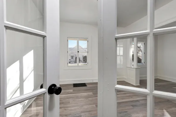 $249,900 | 236 West South Park Avenue, Oshkosh, WI 54902