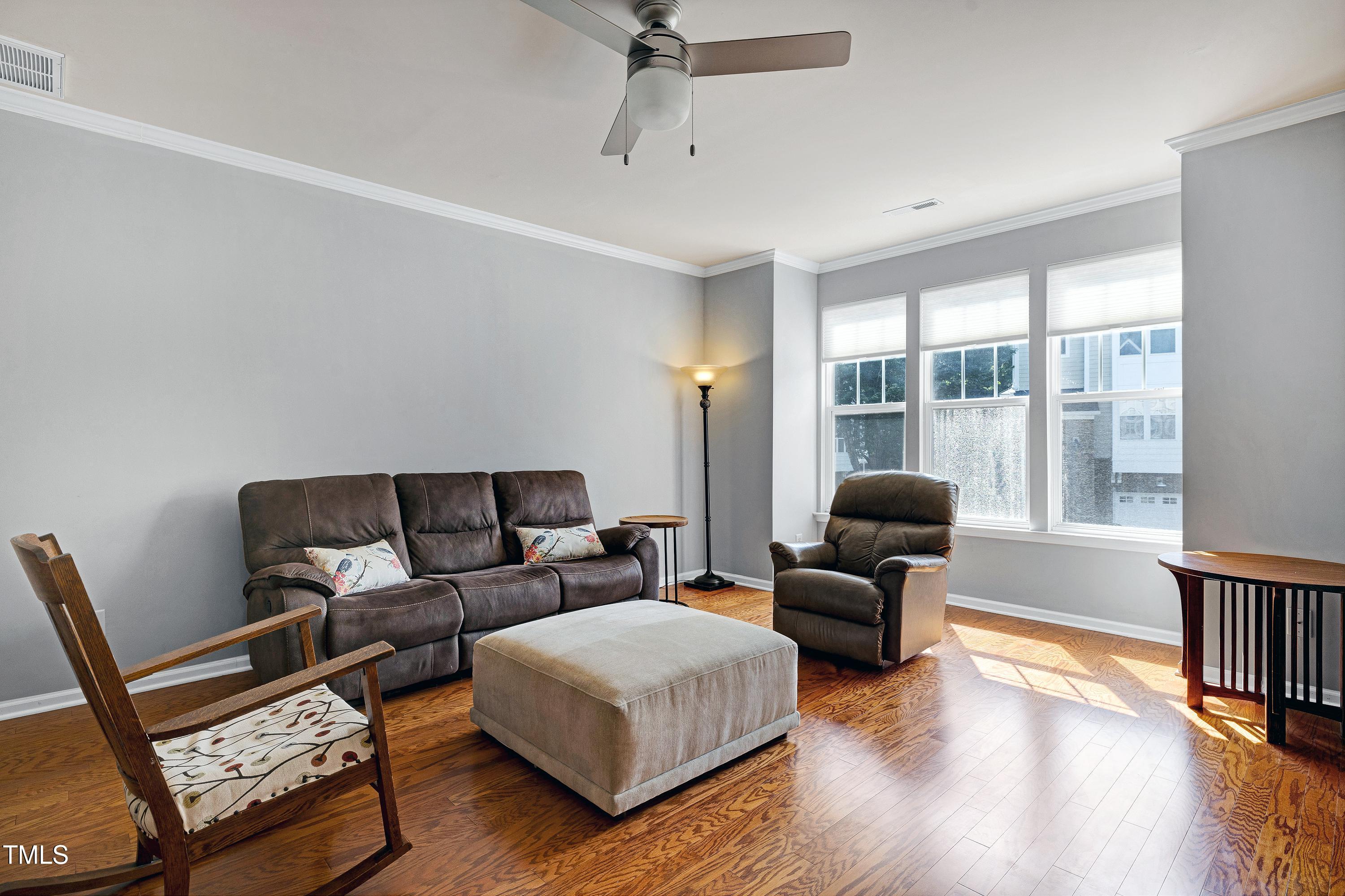 5809 Cameo Glass Way Raleigh, NC 27612 - Photo 5 of 43 Scene-6