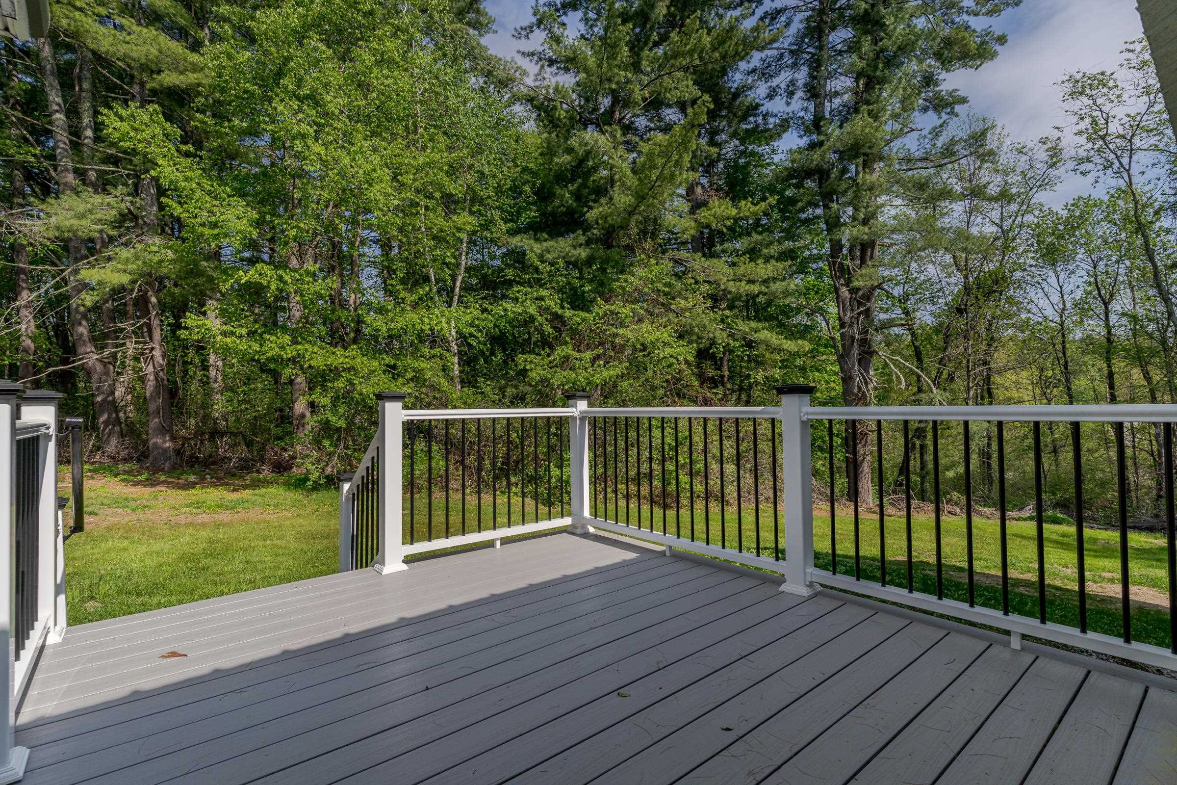 126 Watson Road Dover, NH 03820 - Photo 7 of 29