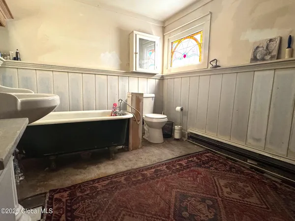 $150,000 | 30 Chatham Street, Nassau, NY 12123