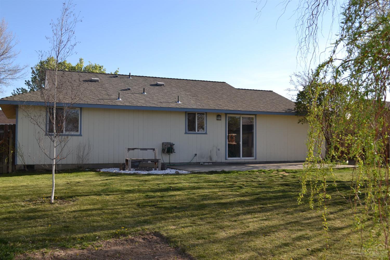 3247 Southwest Quartz Place Redmond, OR 97756 - Photo 4 of 18 Additional Photo