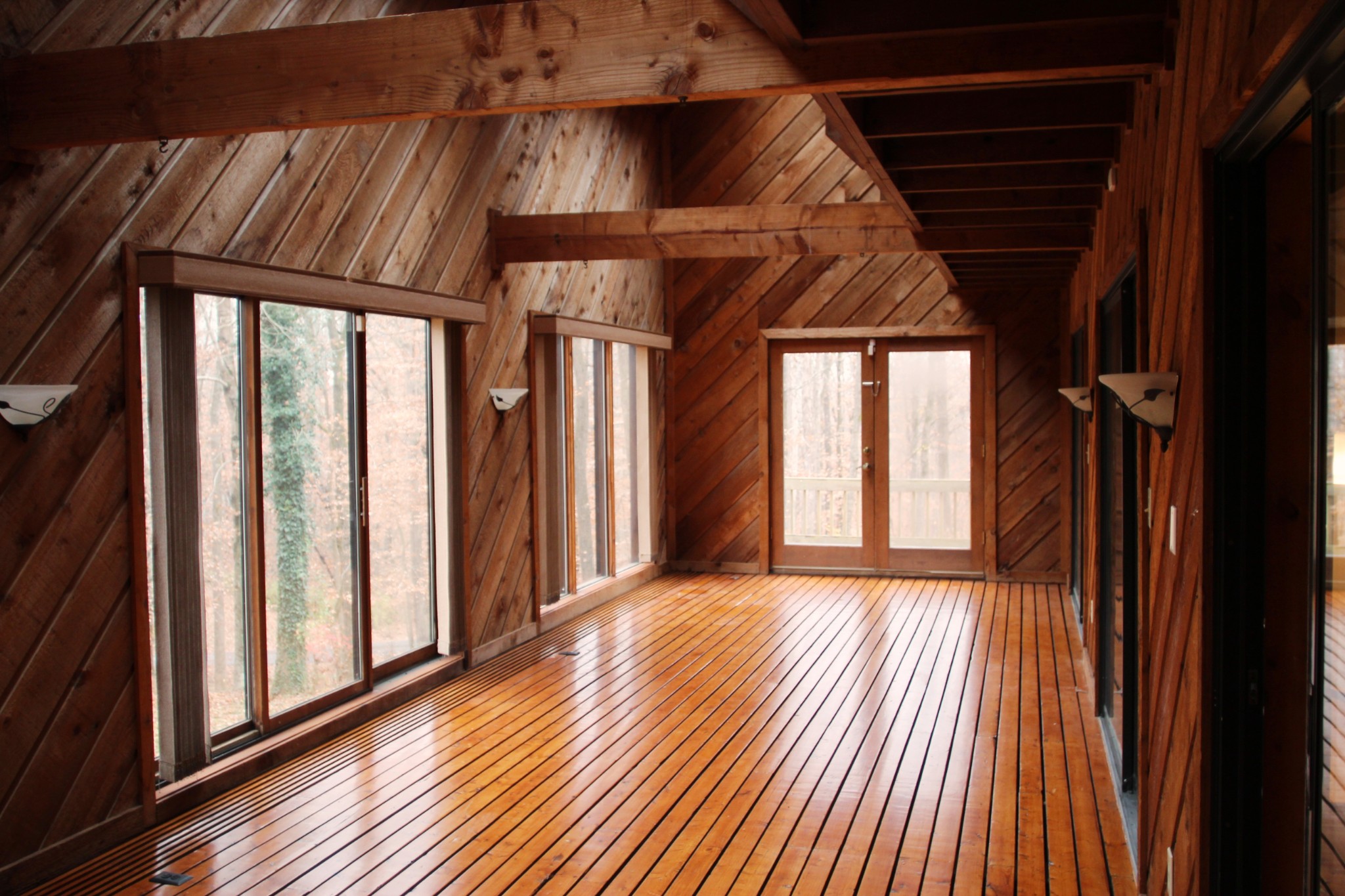 329 Beech Grove Road McMinnville, TN 37110 - Photo 5 of 37