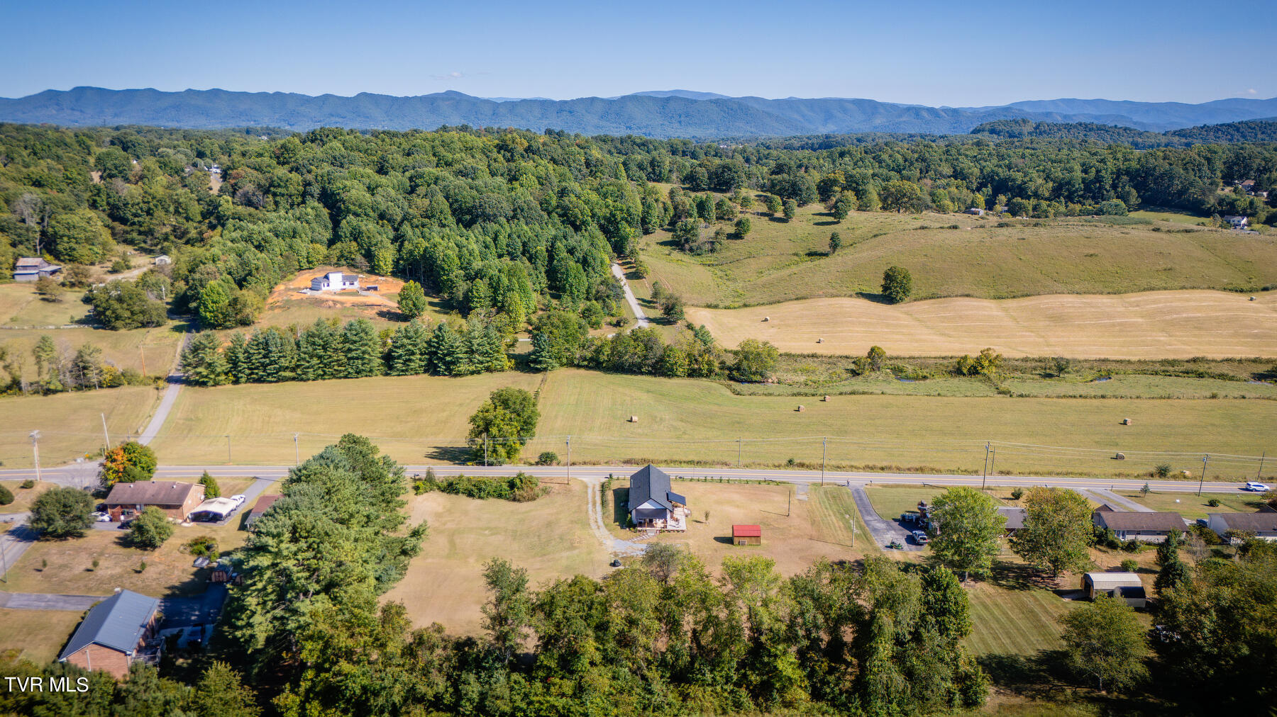 516 Old State Rte 34 Jonesborough, TN 37659 - Photo 35 of 39 AD89FF5D-3F94-4CCB-9EB4-8C3A96BED1E9