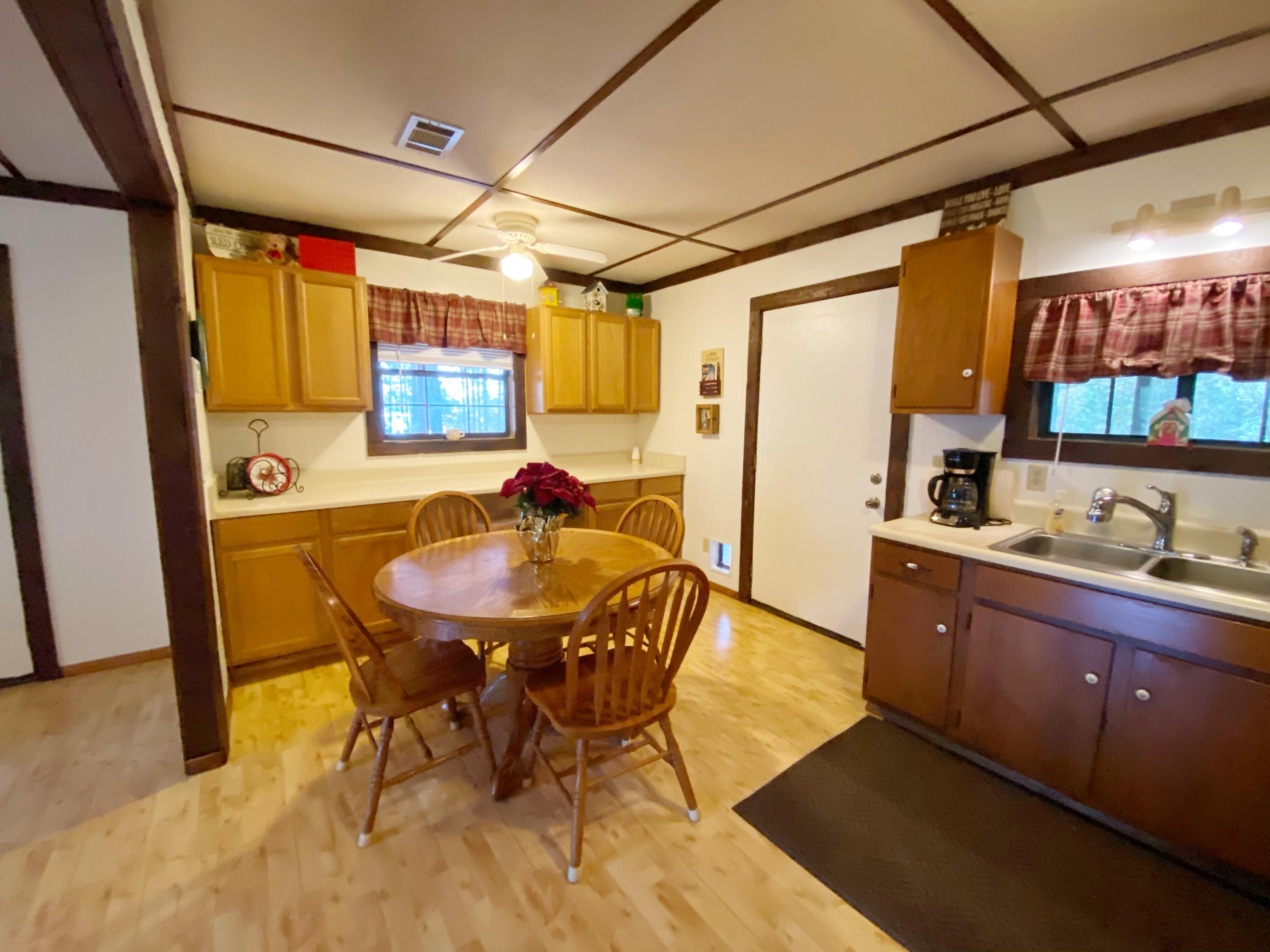 1171 Spring Lake Road DeFuniak Springs, FL 32433 - Photo 23 of 36 Eat In Kitchen