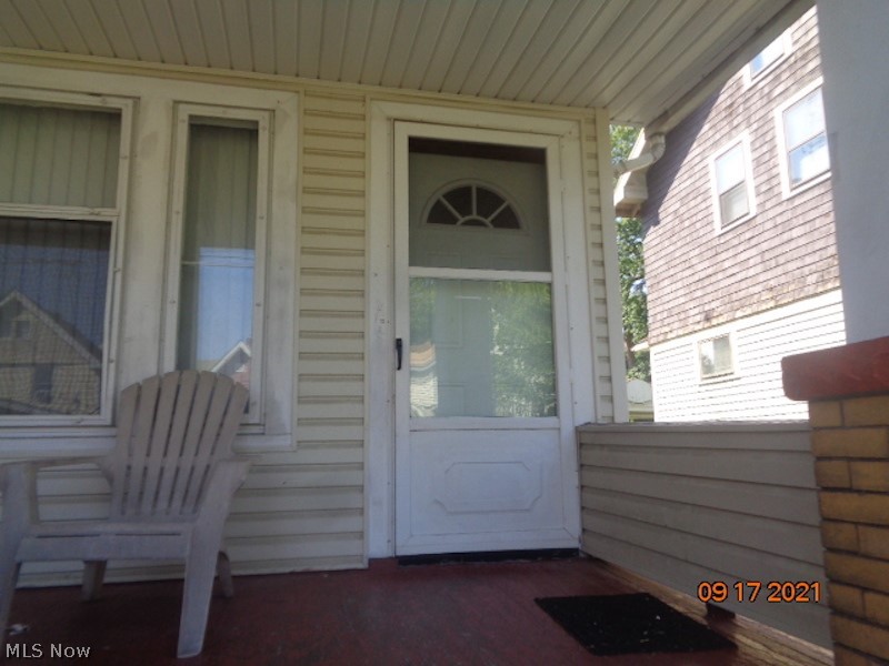 3282 West 94th Street Cleveland, OH 44102 - Photo 2 of 21