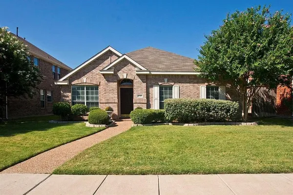 $475,000 | 12315 Red Hawk Drive, Frisco, TX 75033