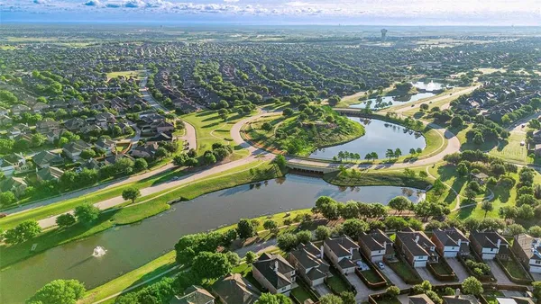 $475,000 | 12315 Red Hawk Drive, Frisco, TX 75033
