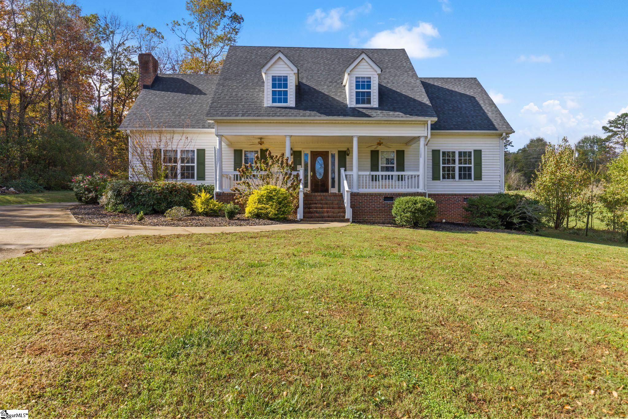 101 Thompson Road Taylors, SC 29687 - Photo 1 of 37