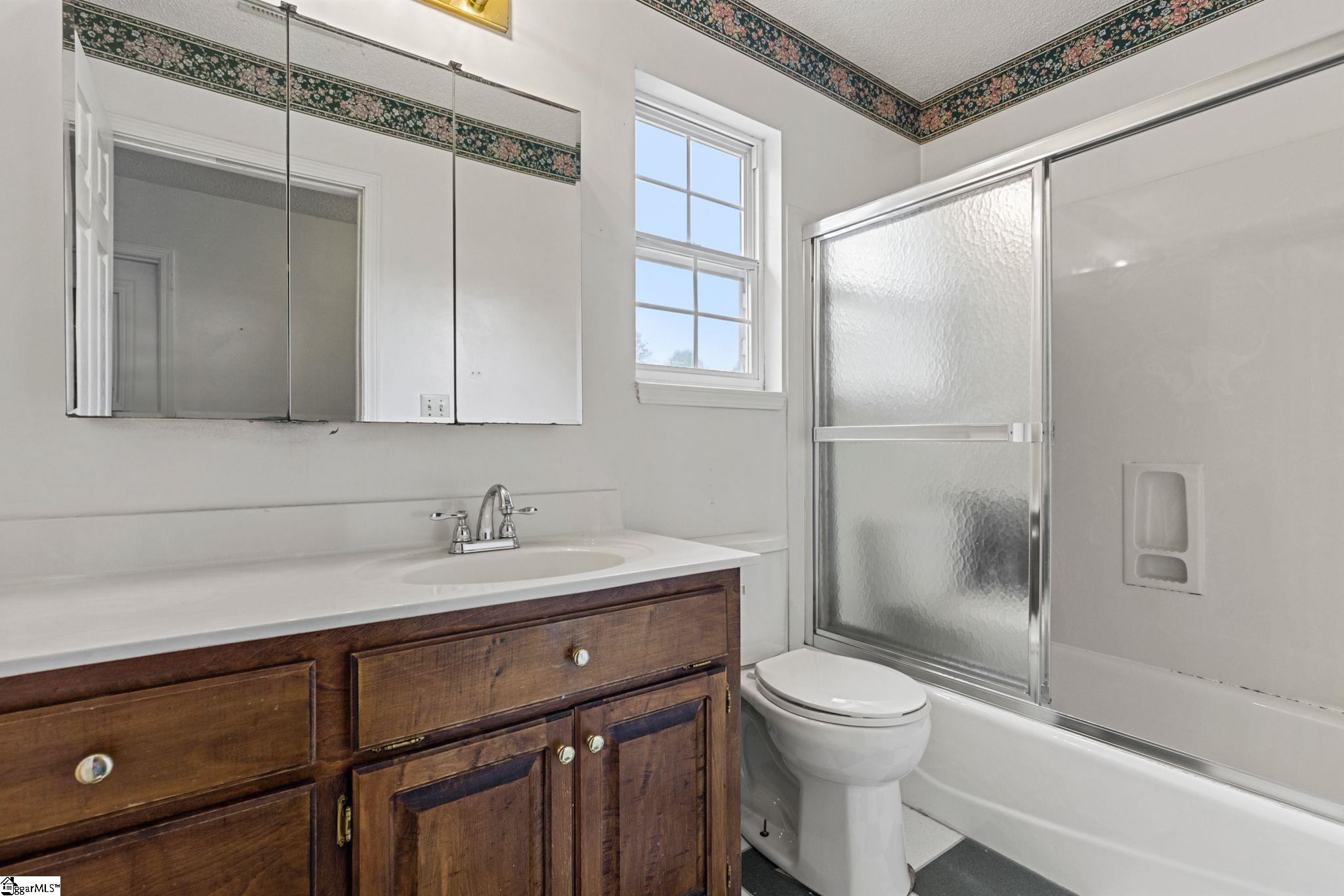 101 Thompson Road Taylors, SC 29687 - Photo 29 of 37