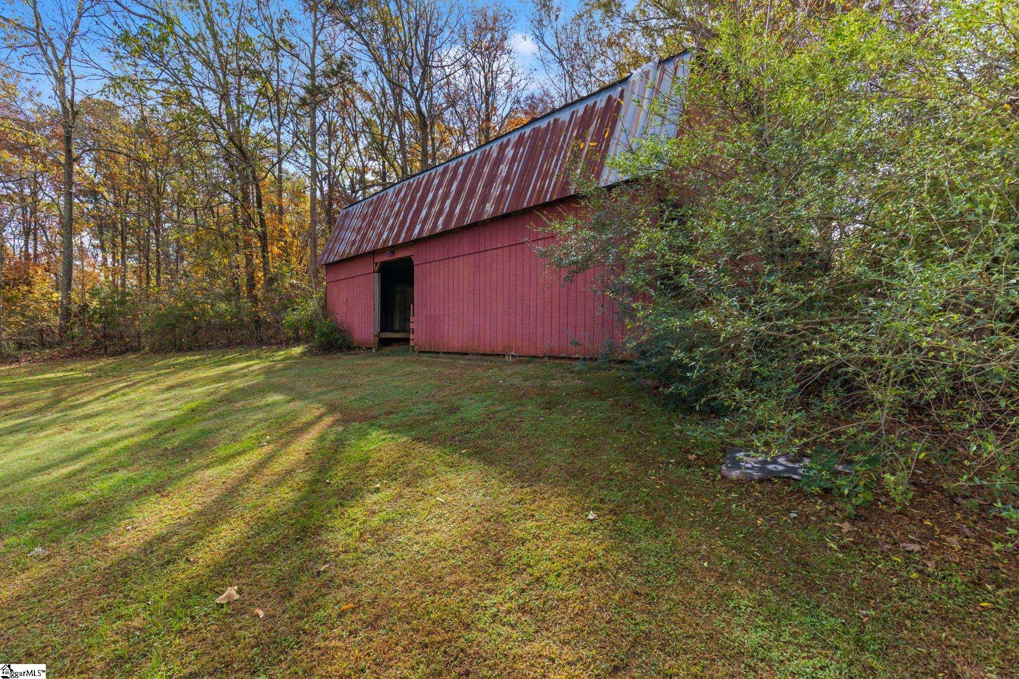 101 Thompson Road Taylors, SC 29687 - Photo 32 of 37