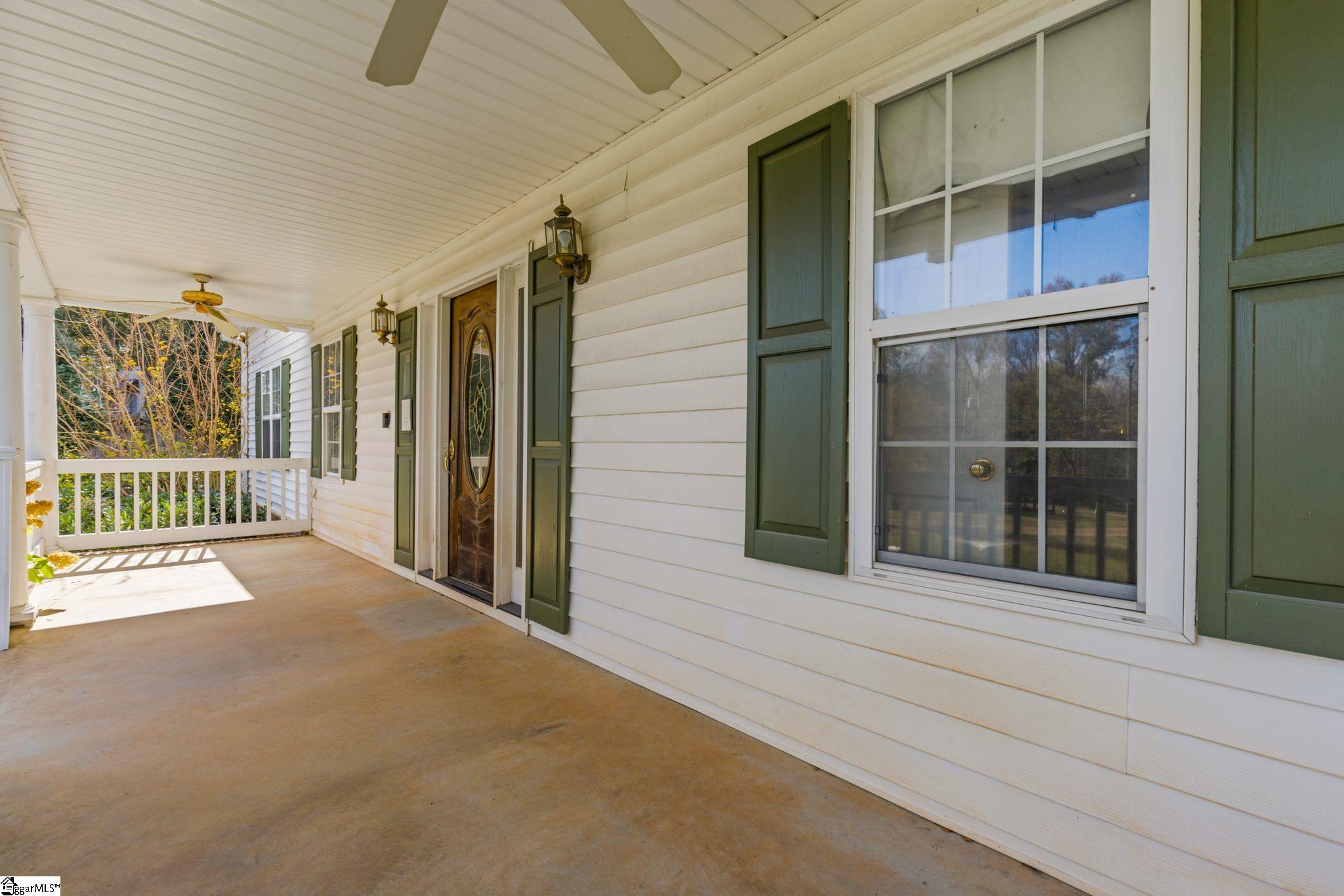 101 Thompson Road Taylors, SC 29687 - Photo 9 of 37