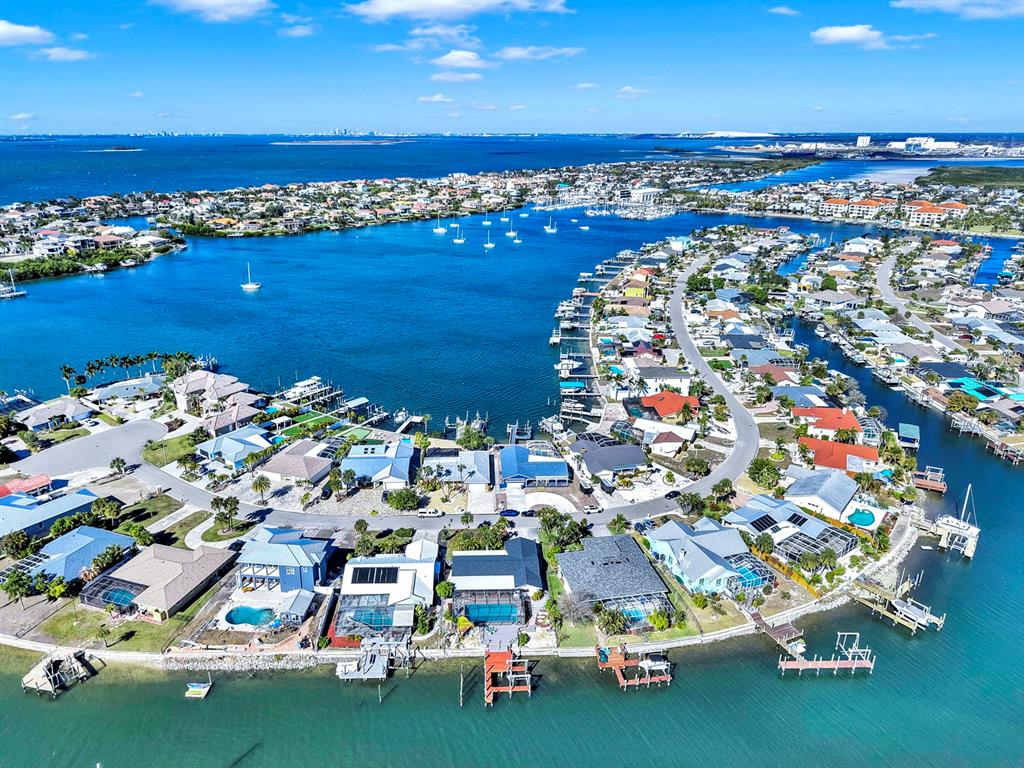 6317 Cocoa Lane Apollo Beach, FL 33572 - Photo 7 of 63