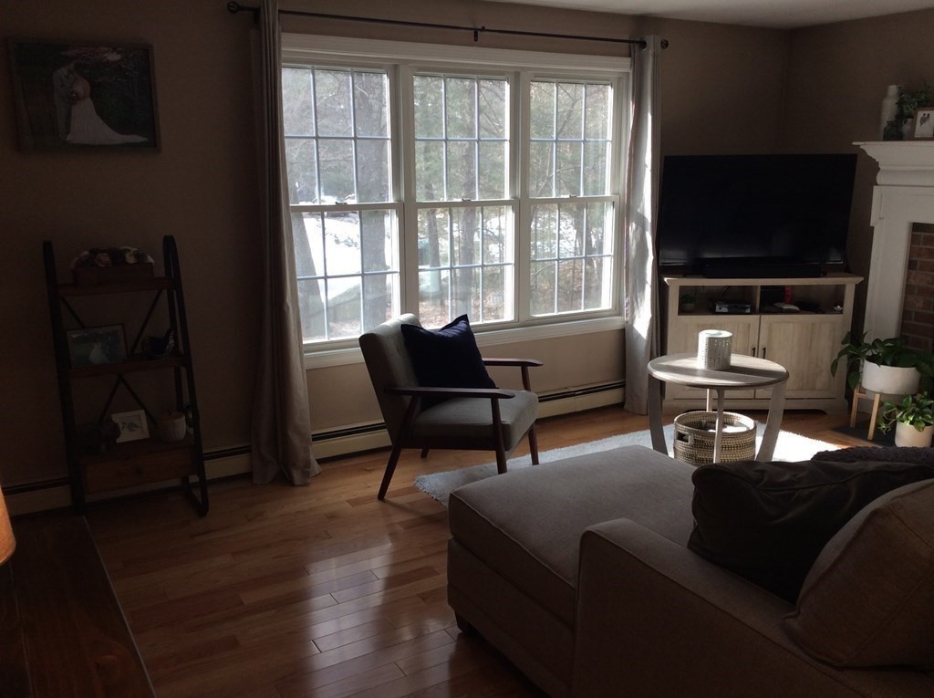 81 Woodland Road Uxbridge, MA 01569 - Photo 15 of 30 Gallery Image 15