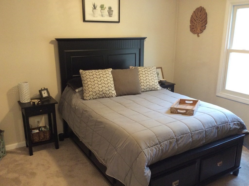 81 Woodland Road Uxbridge, MA 01569 - Photo 17 of 30 Gallery Image 17