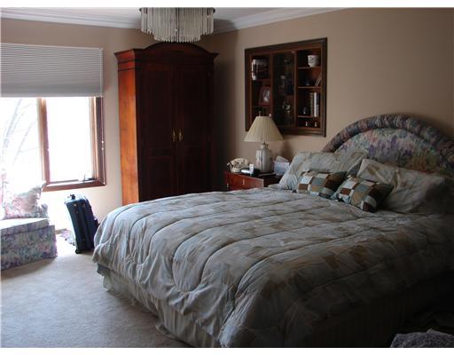 820 Flint Ridge Road Mt. Lebanon, PA 15243 - Photo 14 of 18 Master Bedroom.
