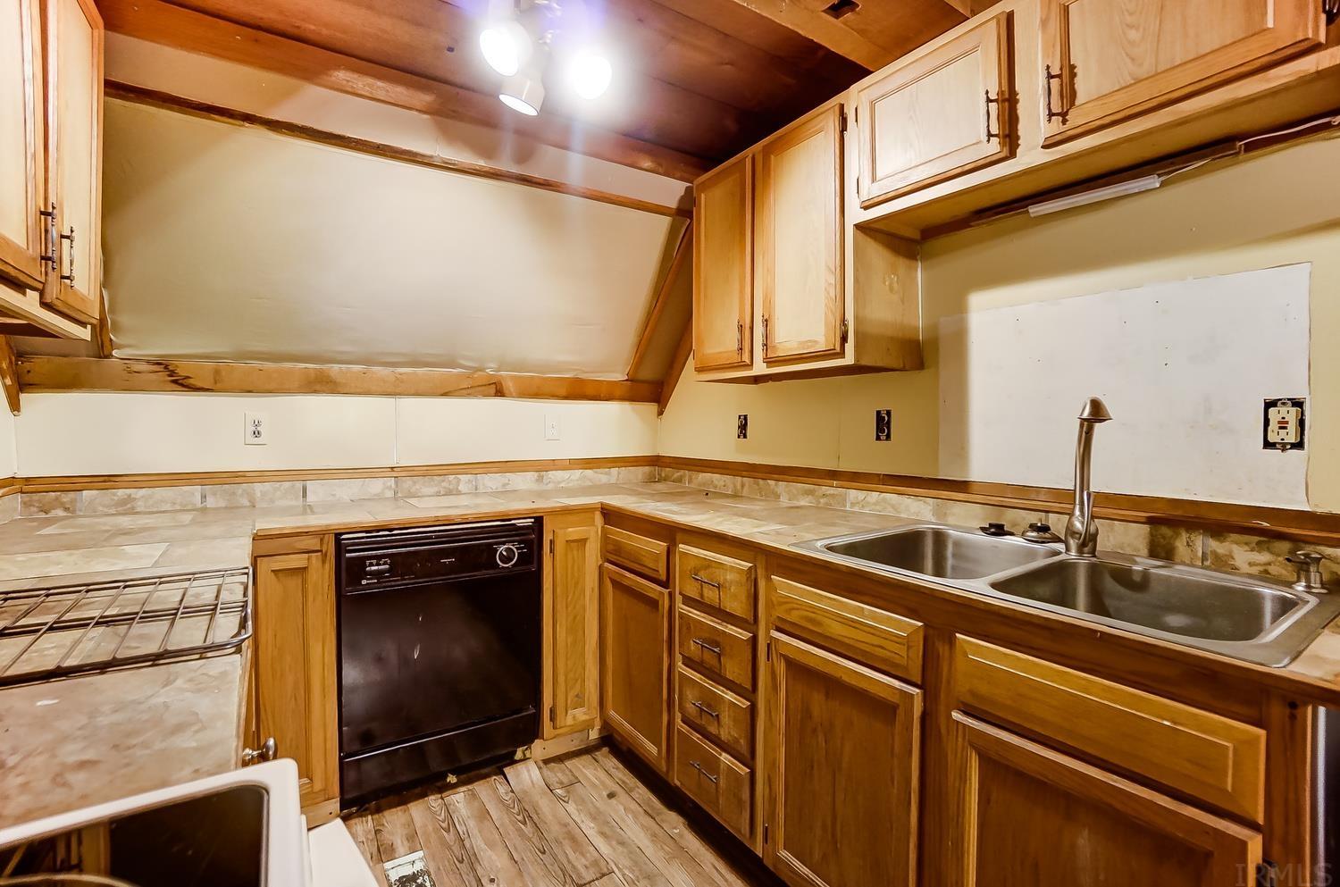 2216 Morrison Road Wabash, IN 46992 - Photo 4 of 17