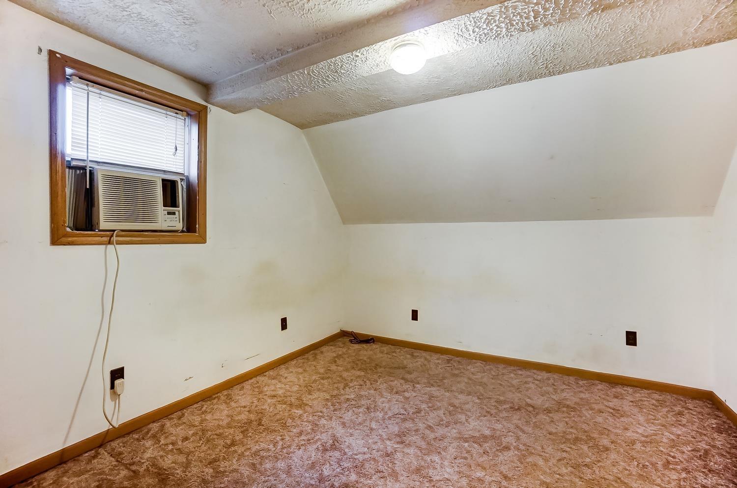 2216 Morrison Road Wabash, IN 46992 - Photo 6 of 17