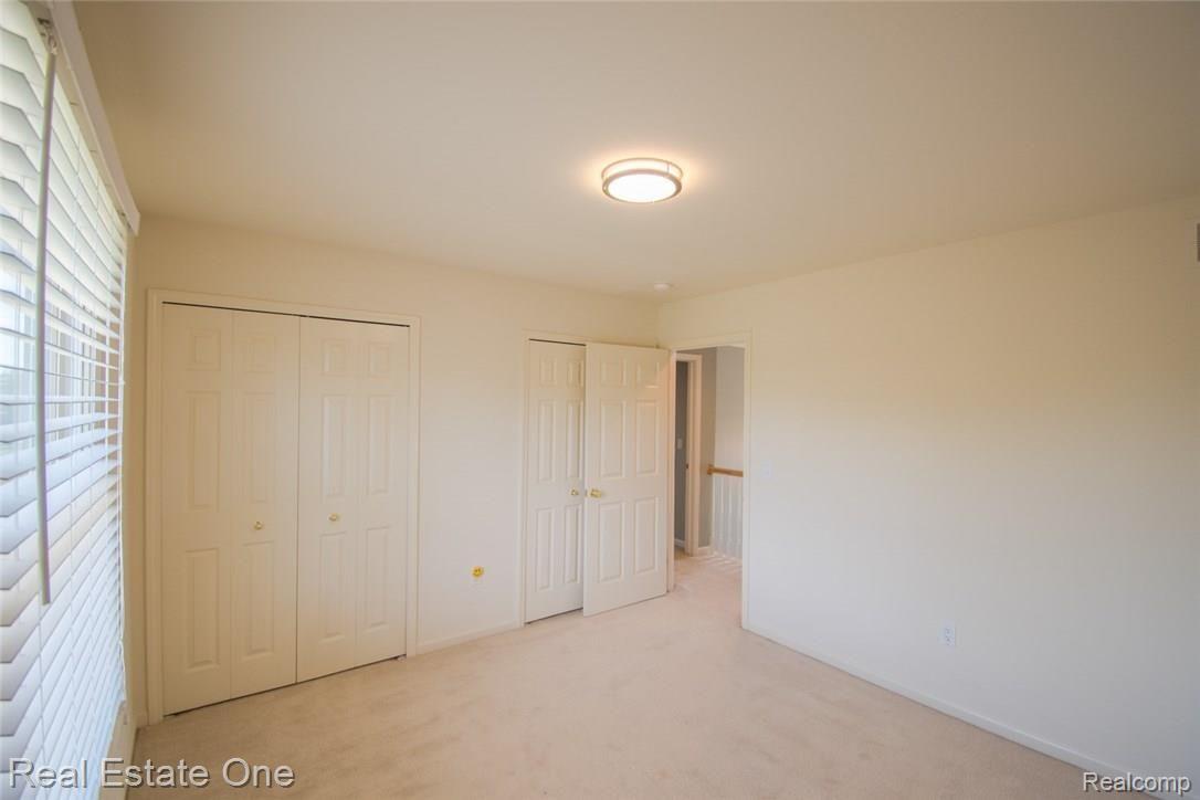 3566 Inverness Drive Rochester, MI 48306 - Photo 24 of 25 DSC_4352.jpg