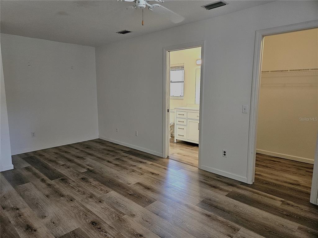 1088 Panda Road Venice, FL 34293 - Photo 14 of 25
