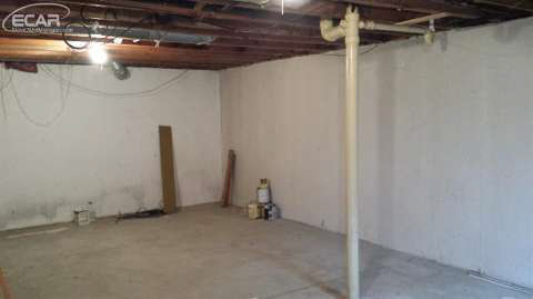 8330 North Genesee Road Mount Morris, MI 48458 - Photo 9 of 10 20423265-8.JPG