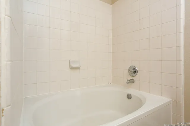 $2,000 | 11335 Branding Depot, San Antonio, TX 78254