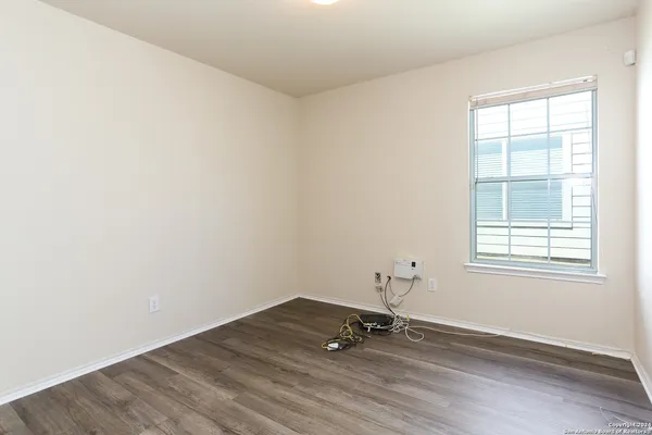 $1,950 | 11335 Branding Depot, San Antonio, TX 78254