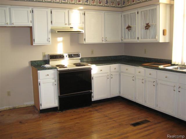 2256 Kinney Road Memphis, MI 48041 - Photo 6 of 8 kitchen2