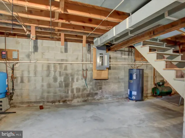 $325,000 | 5500 Charlestown Road, Mercersburg, PA 17236